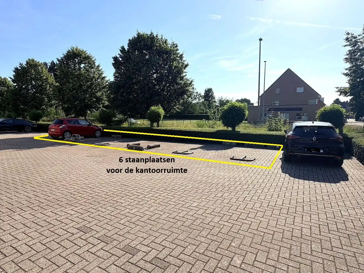 Instapklare kantoor-/praktijkruimte op strategische hoekligging met 6 staanplaatsen foto 14