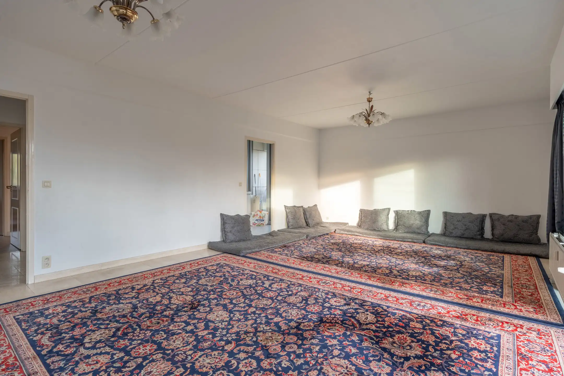 Ruim 3 slaapkamerappartement met terras te Turnhout. foto 6