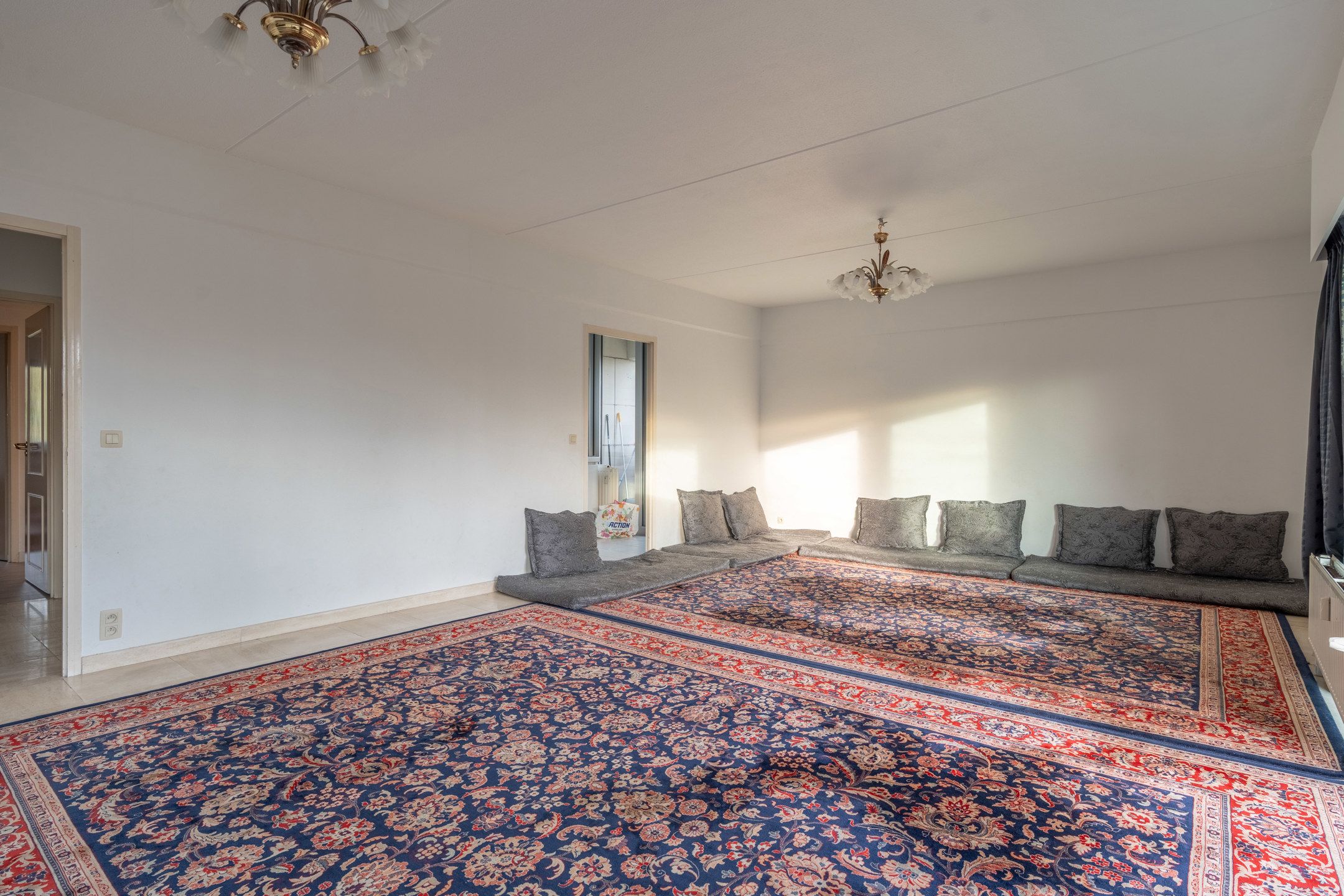 Ruim 3 slaapkamerappartement met terras te Turnhout. foto 6