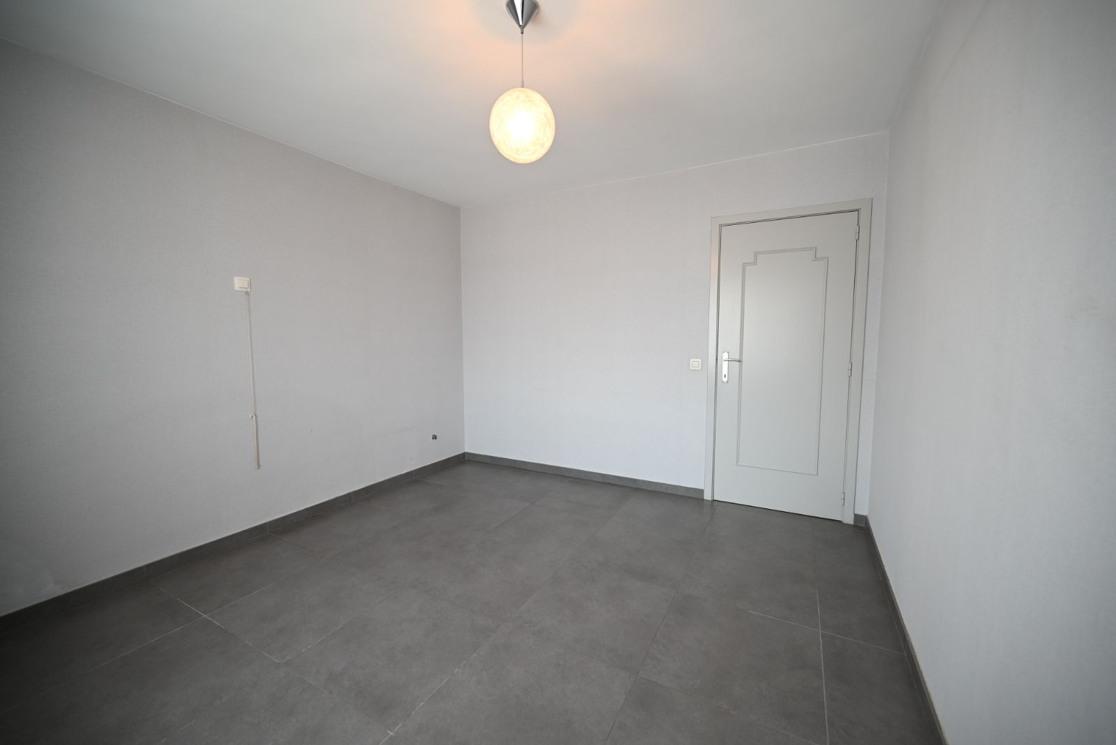 Mooi afgewerkt appartement met 2 slaapkamers foto 11