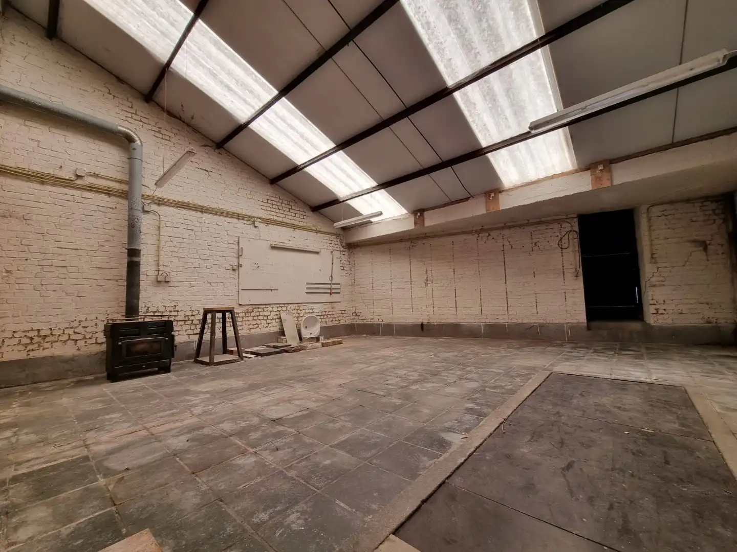 ZEER RUIME WONING MET GARAGE EN LOODS (100 m²) foto 12