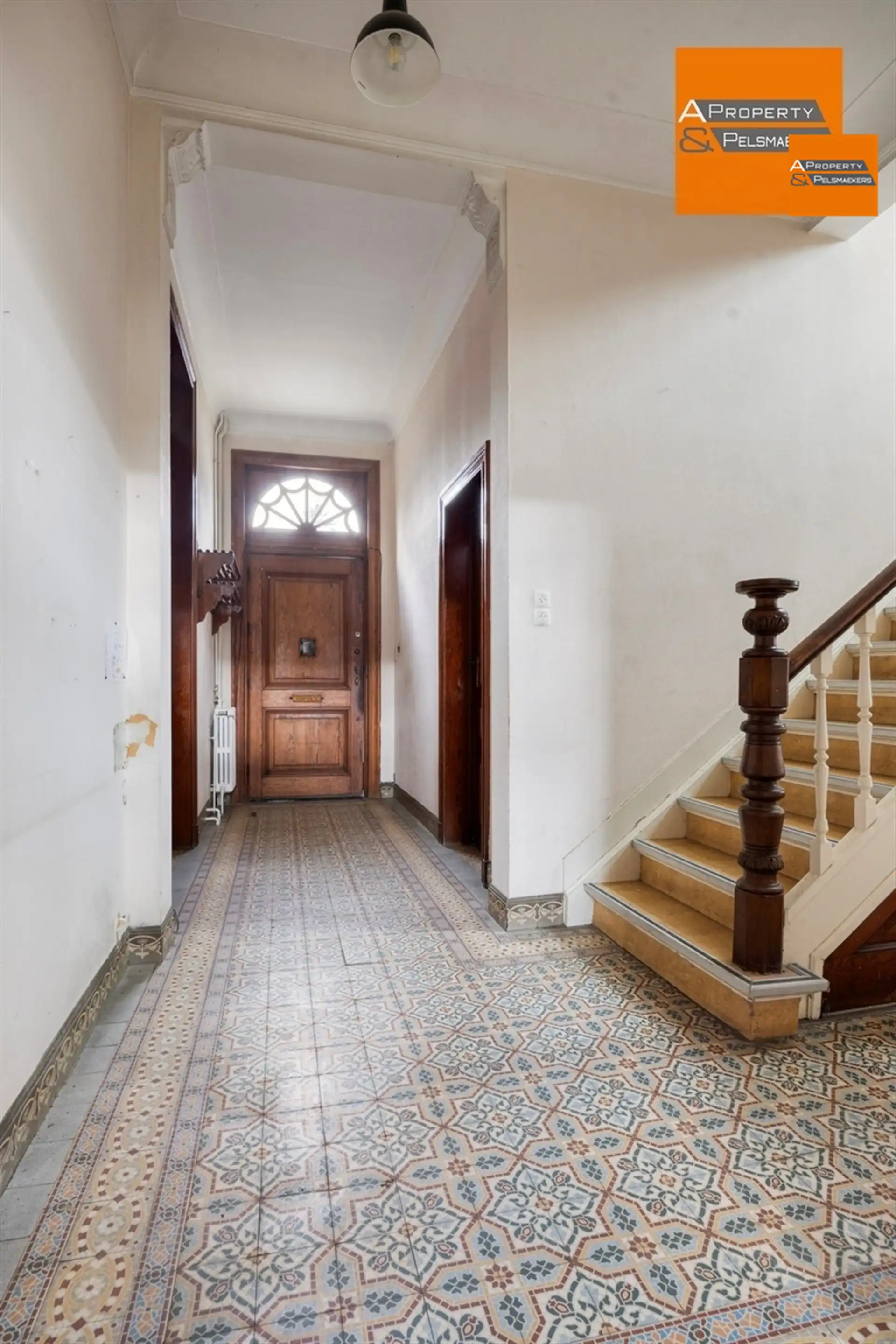 Ruim herenhuis met behoud van veel authentieke elementen  foto 5