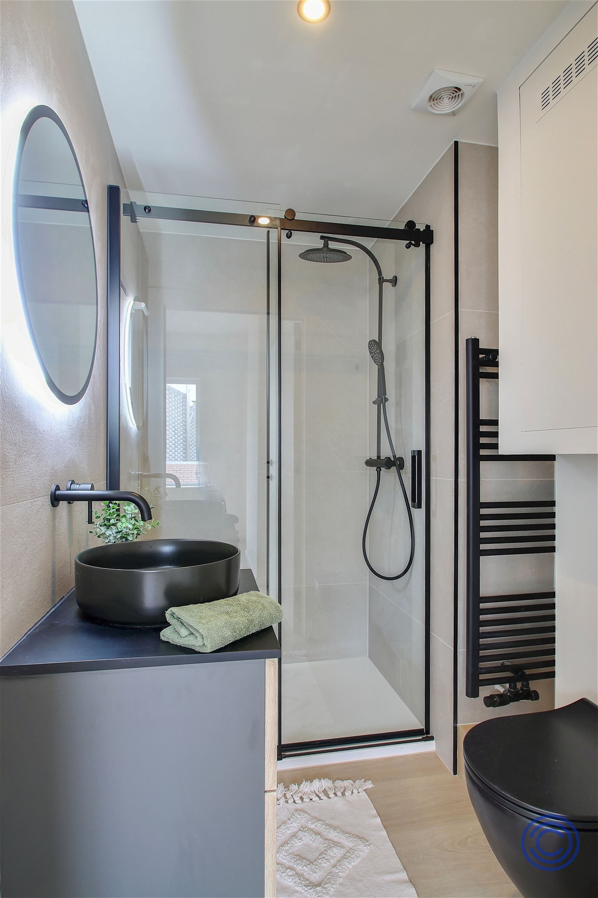 TOP gerenoveerd 1-slpk appartement in het stadsentrum! foto 4