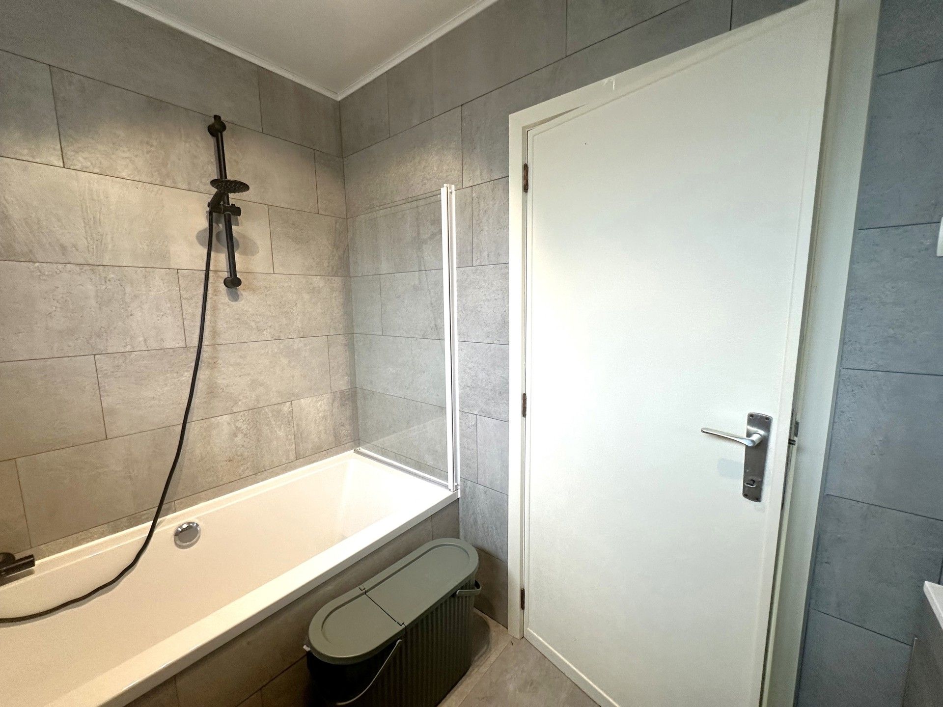 Laagbouwwoning in een doodlopende straat foto 14