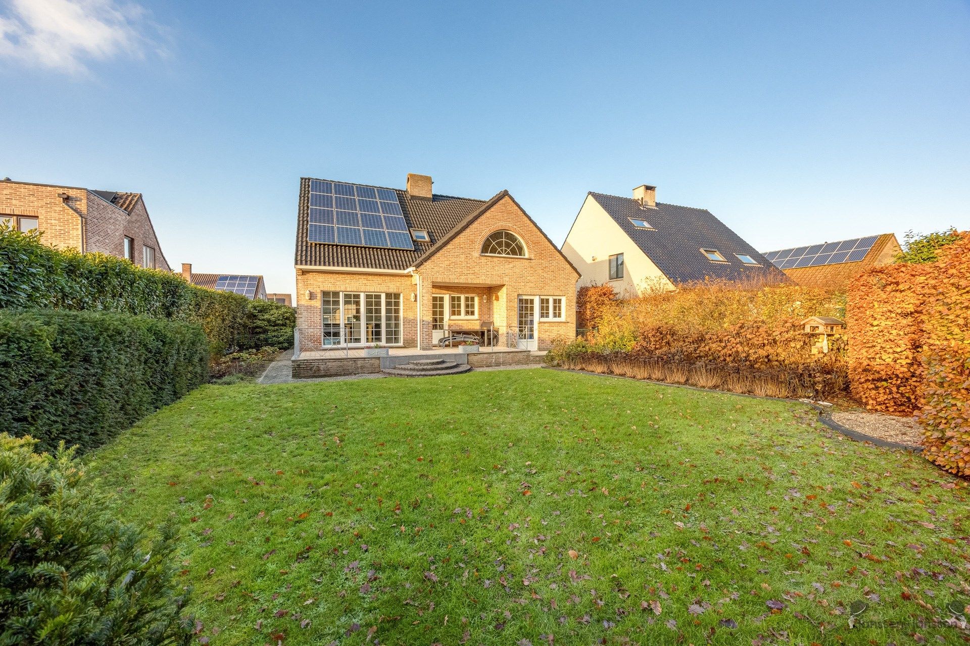 Lichtrijke, top-onderhouden woning in een doodlopende straat in hartje Sint-Job foto 34