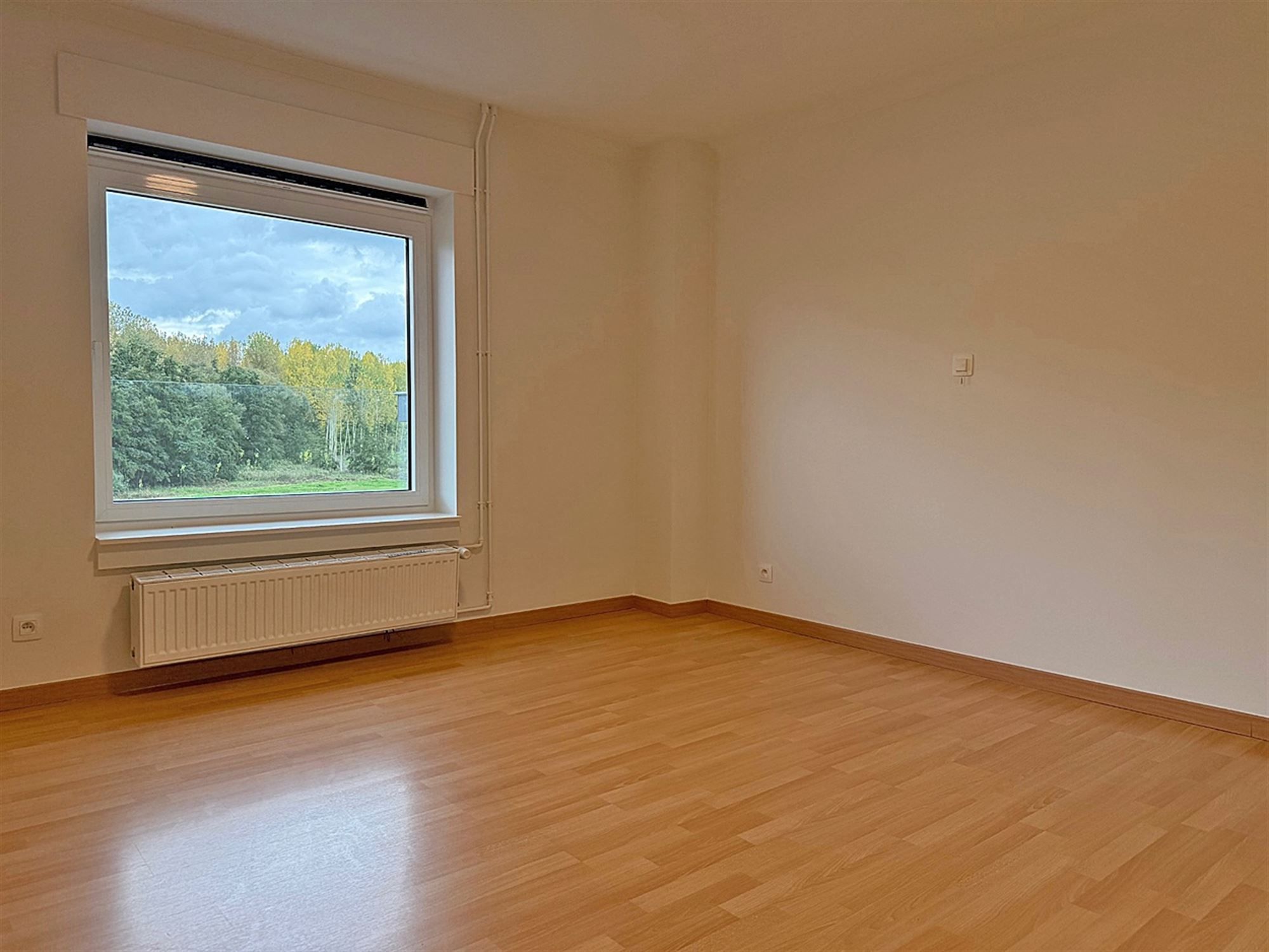 Instapklaar vernieuwd APPARTEMENT (2de verdieping) met 2 slaapkamers  foto 10