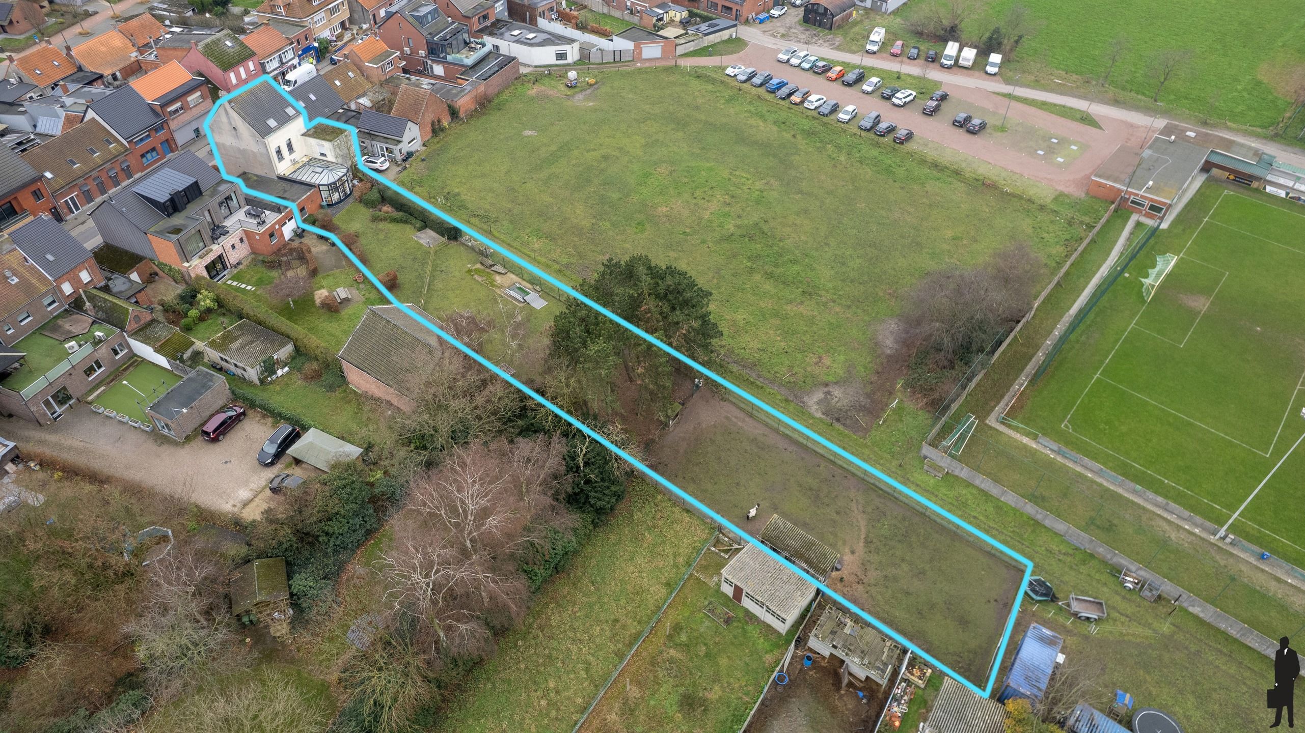 Deels gerenoveerde parel met mogelijkheden en weidegrond! foto 36