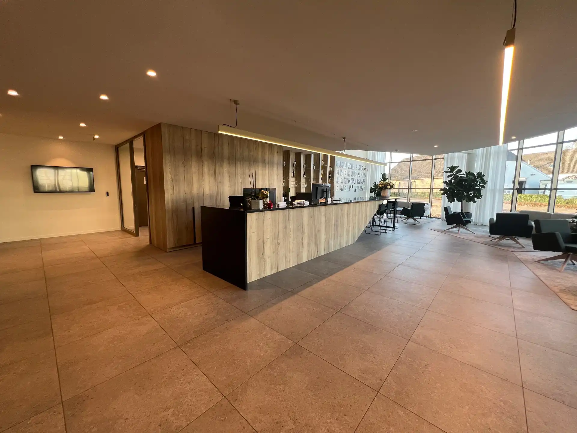 Kantoorruimte op absolute zichtlocatie foto 19