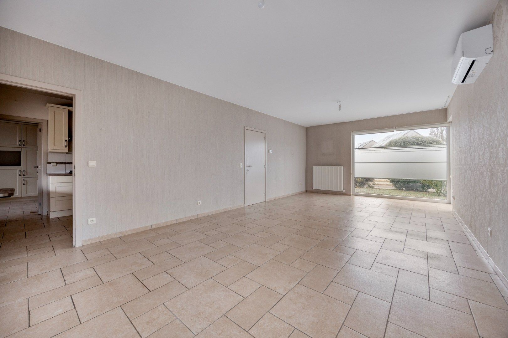 Ruime woning in aangename woonbuurt te Tongeren-Vreren foto 9