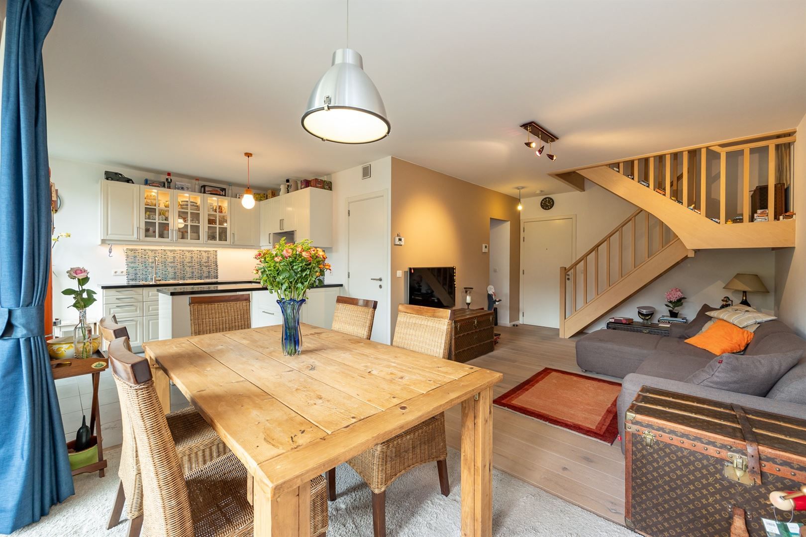 Instapklaar appartement met mega terras foto 5