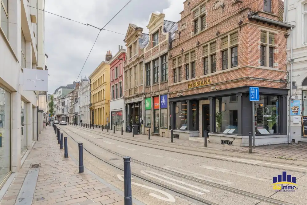 Instapklaar horecapand ter overname op gekende locatie in Gent-Centrum foto 22