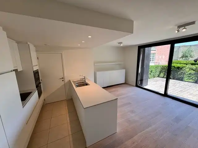 STAPELWONING met GARAGE te BRUGGE foto 13