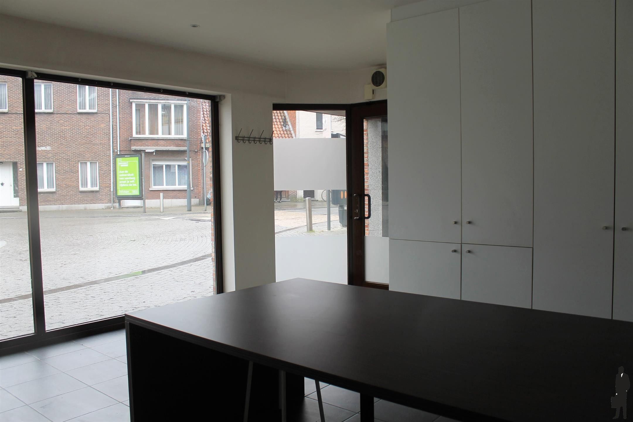 Goed gelegen handelspand van ca. 40m² in hartje Turnhout foto 4