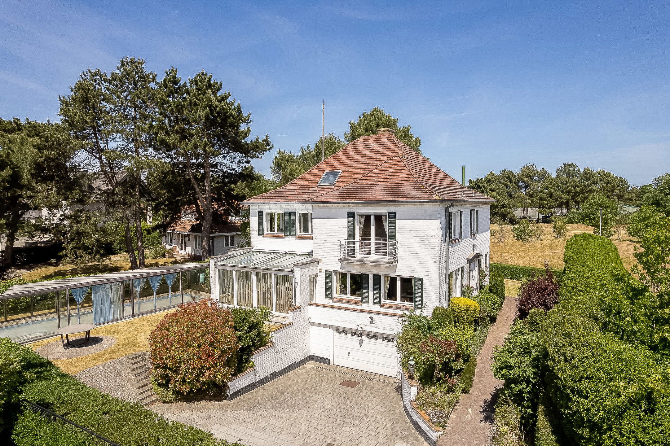 VILLA met panoramisch zicht op de ROYAL ZOUTE GOLF CLUB foto 16