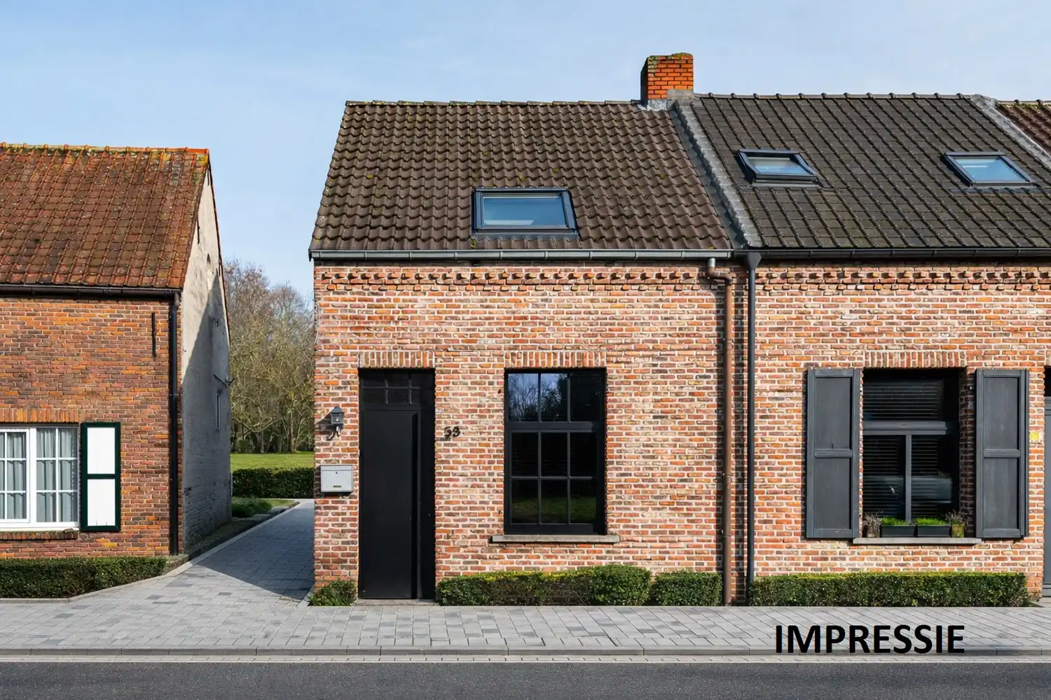 Gezellige gerenoveerde woning te Wommelgem! foto {{pictureIndex}}
