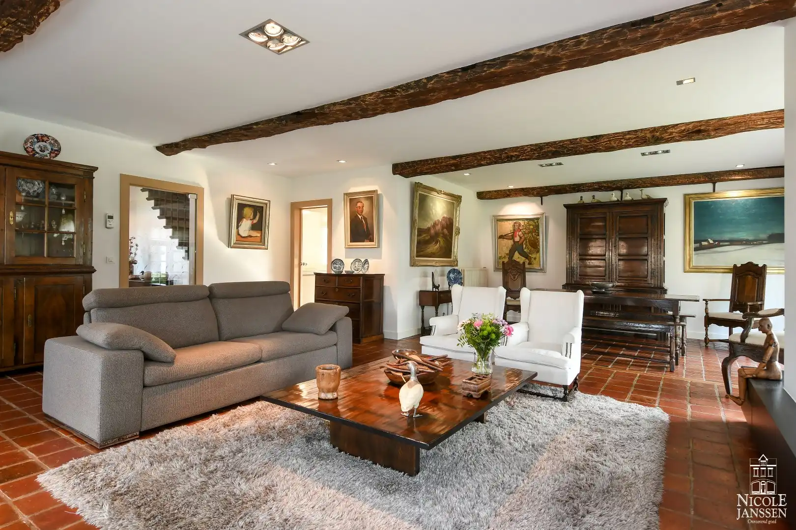 Statige villa met multifunctionele ruimte foto 6