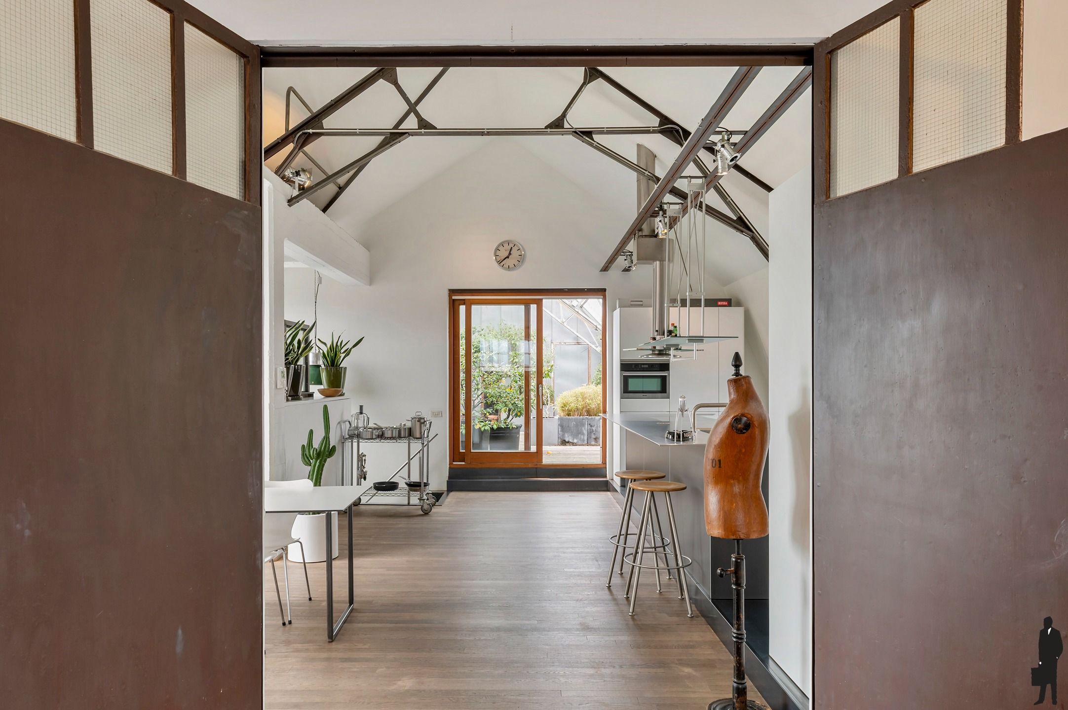 Unieke loft met perfecte synergie tussen wonen en werken foto 5