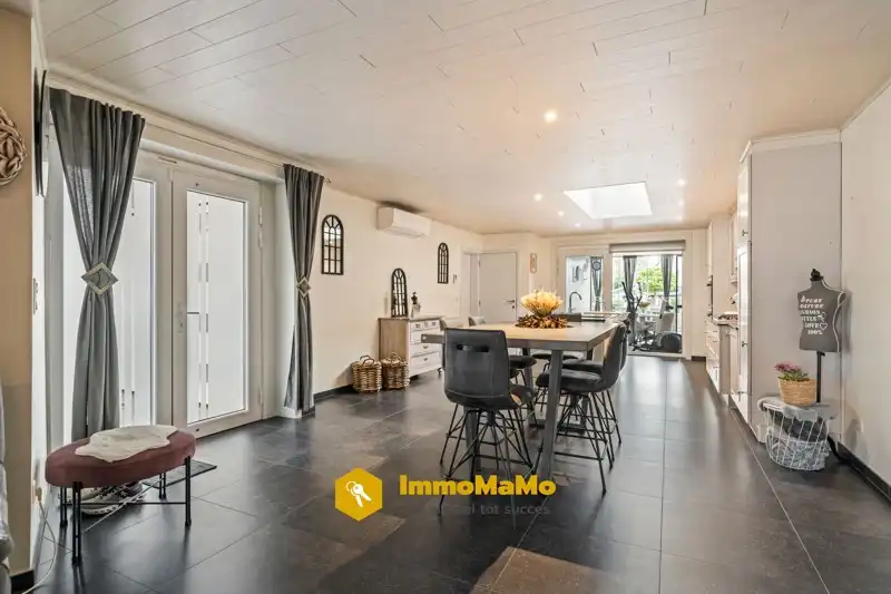 VERKOCHT - HUIS TE KOOP IN MOERBEKE (LOKEREN) foto 3