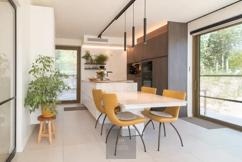 Instapklaar recent luxe-appartement met 2 slpk en grote terrassen. foto 6