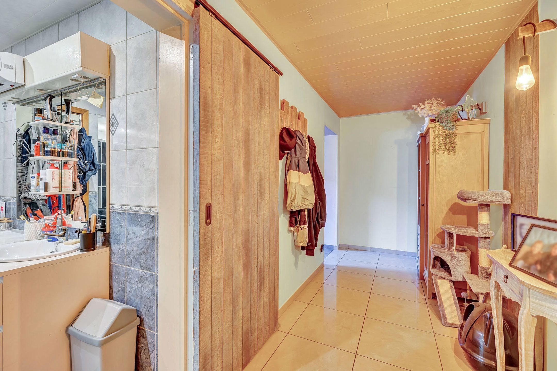 Uitzonderlijke woning met 5 slaapkamers  volledig onderkelderd foto 11