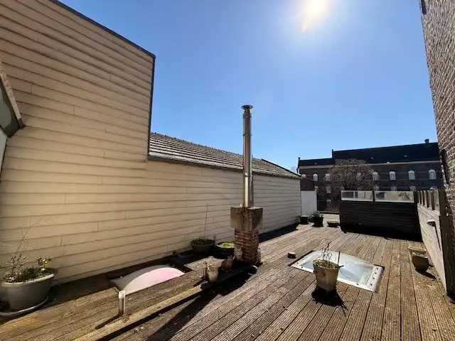 Duplex appartement met 2 slaapkamers en dakterras in het centrum van Maaseik.  foto 18