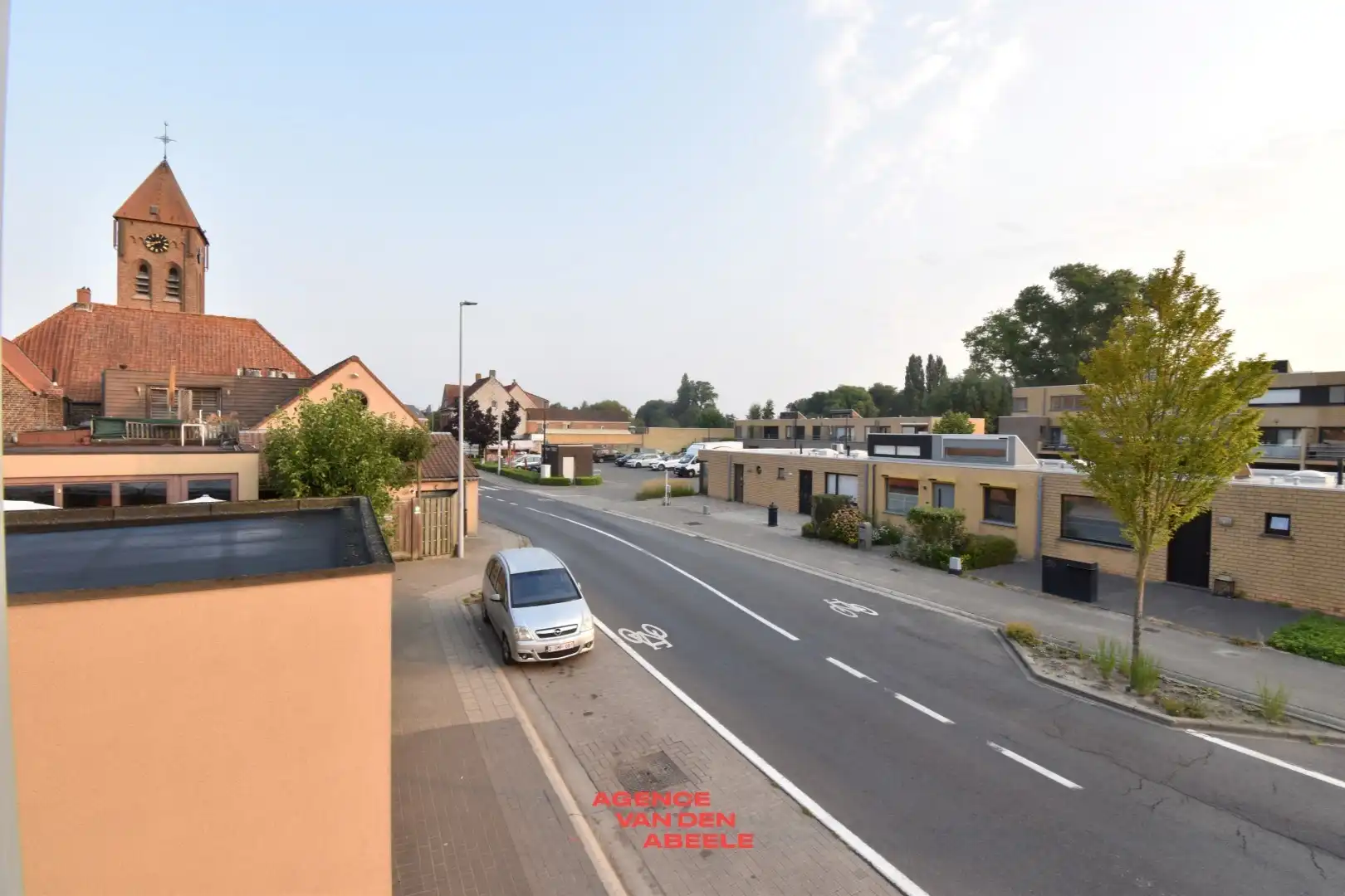 Opbrengsteigendom met 6 appartementen en 7 garages  foto 12