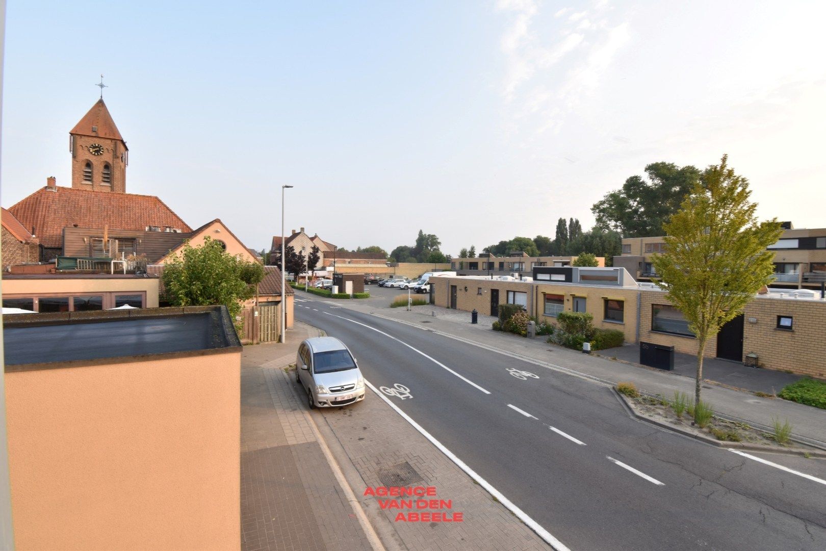 Opbrengsteigendom met 6 appartementen en 7 garages  foto 12