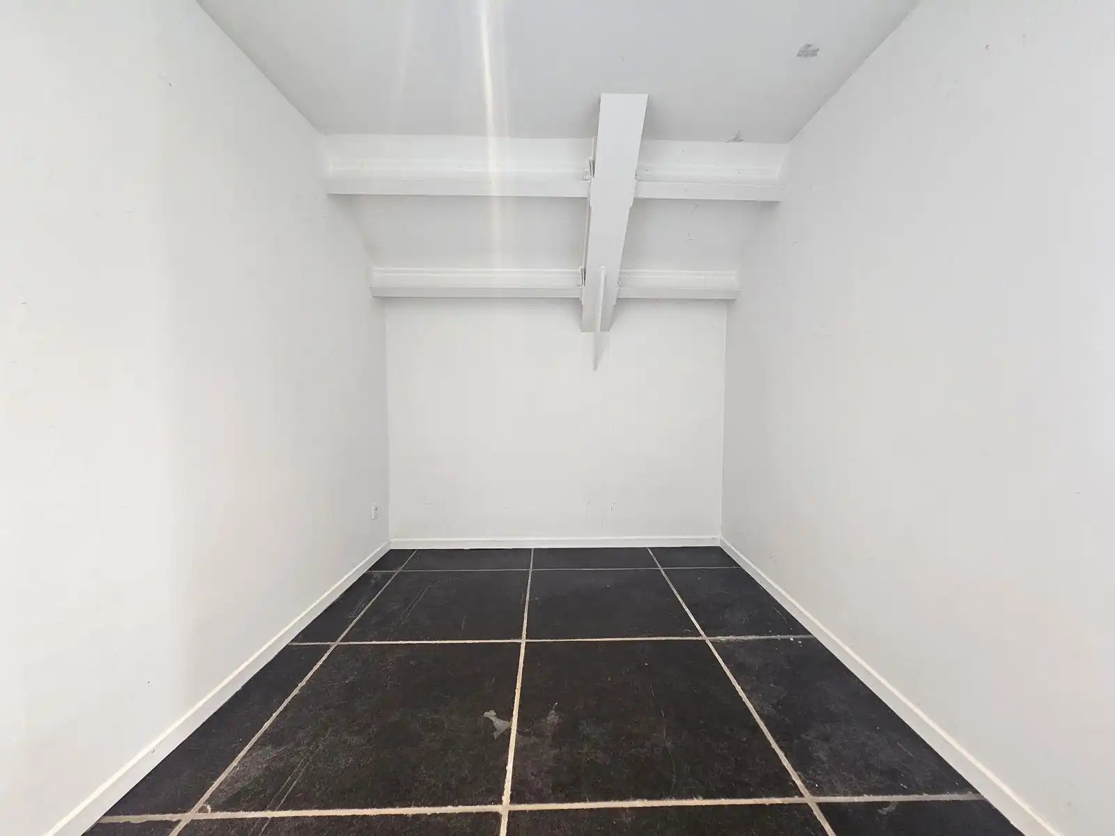 Stijlvolle loft met 2 slaapkamers en terras op centrale ligging foto 13