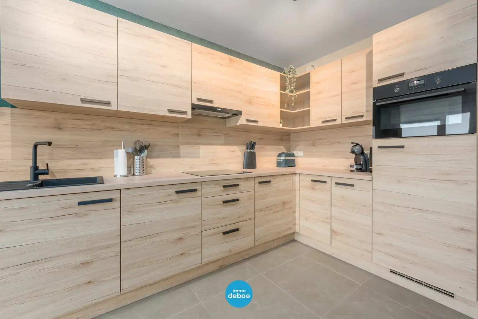 Prachtig gerenoveerde studio met zonneterras foto 5