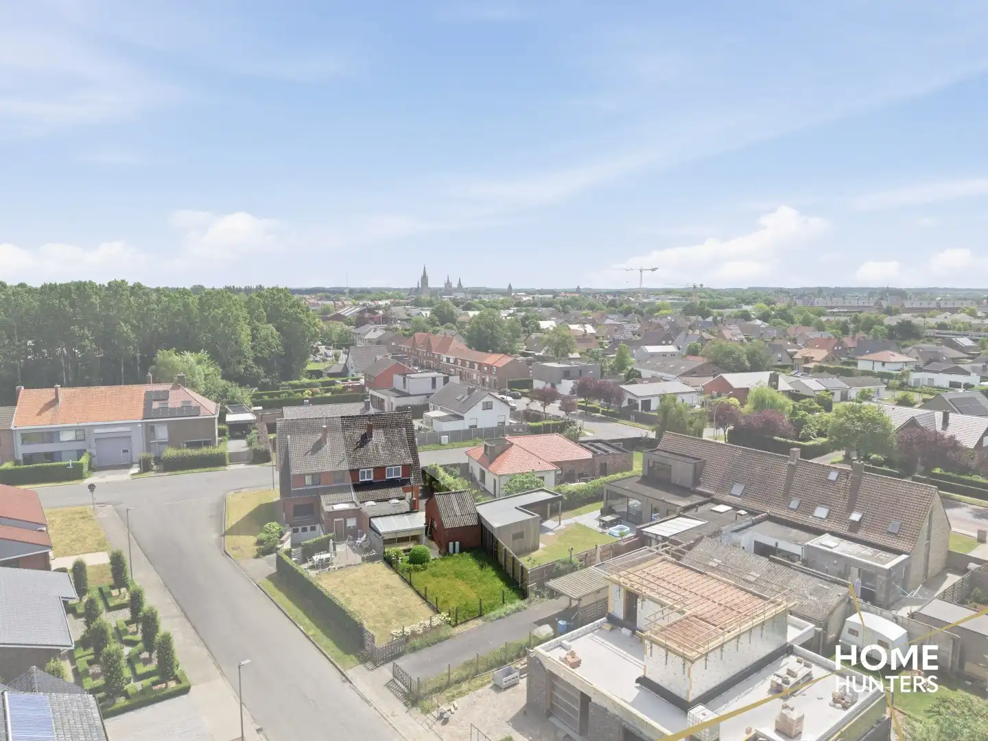 Charmante gezinswoning met zonnige tuin op toplocatie in Ieper foto 26