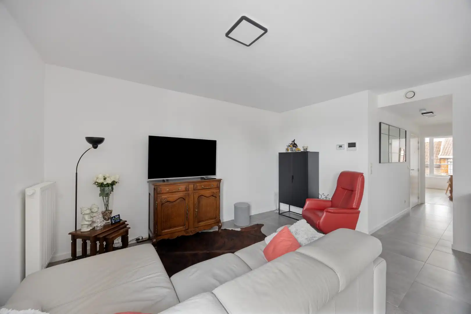 Instapklaar BEN-appartement met mooi terras en 2 autostaanplaatsen foto 11