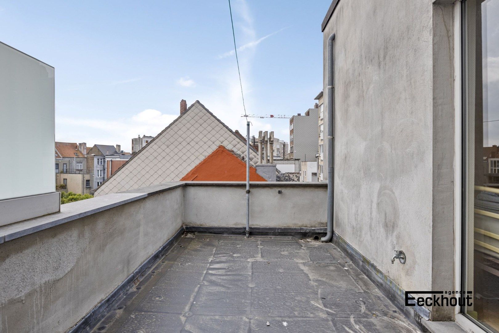 Lichtrijk en ruim appartement op gegeerde locatie foto 17