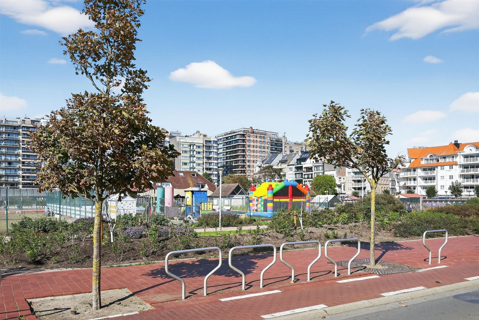 JACHTHAVEN / TERRAS / MOGL AANK GARAGE foto 6