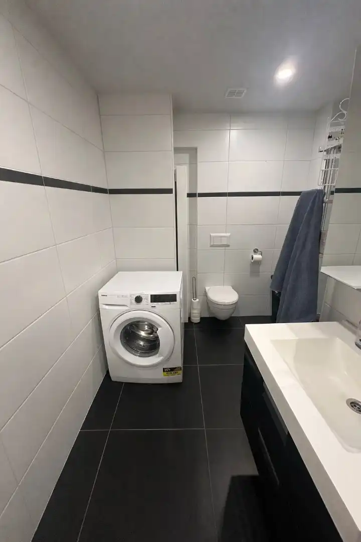 Dakappartement (120 m²!) met 2 slaapkamers, centrum Torhout foto 10