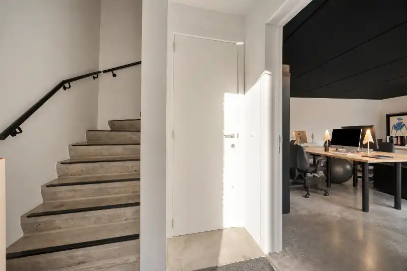 Moderne woning met kantoor en prachtig zicht op de Leie foto 6