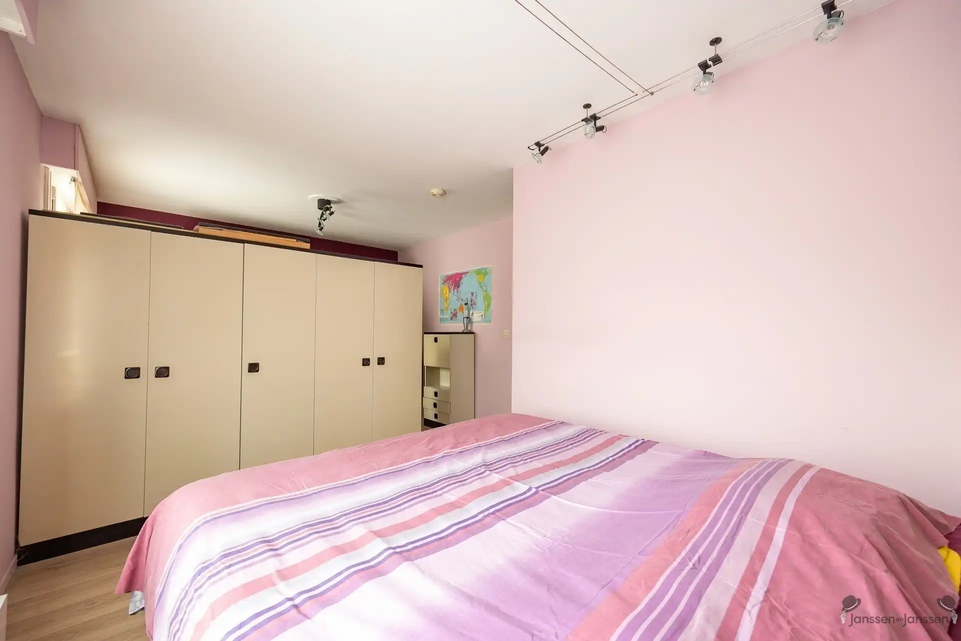 Charmant huis met EPC B en uitbreidingsmogelijkheden op gewilde locatie in Schoten foto 14