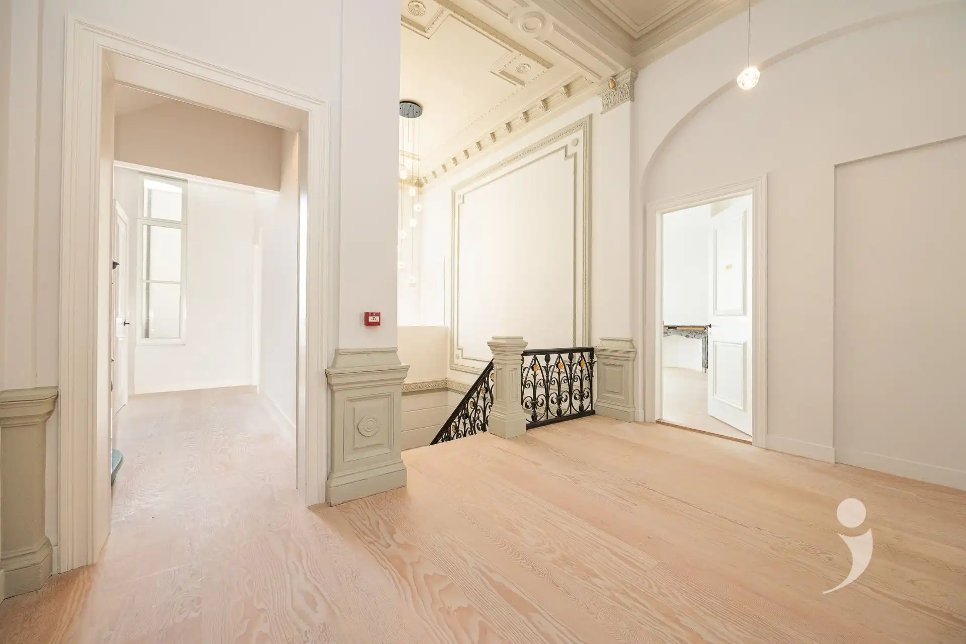 Exclusief gerenoveerd appartement op toplocatie in Leuven foto 5