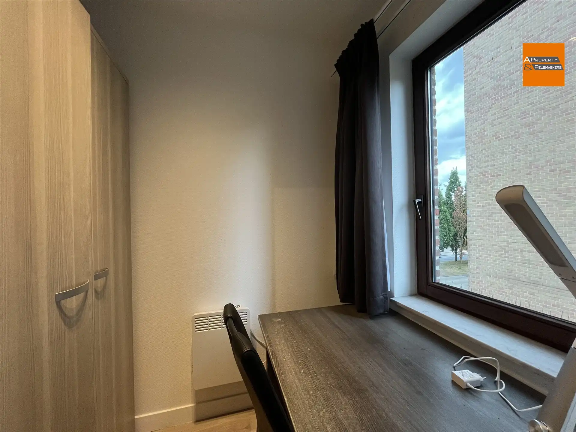 Flat 1 slaapkamer met ondergrondse staanplaats foto 7