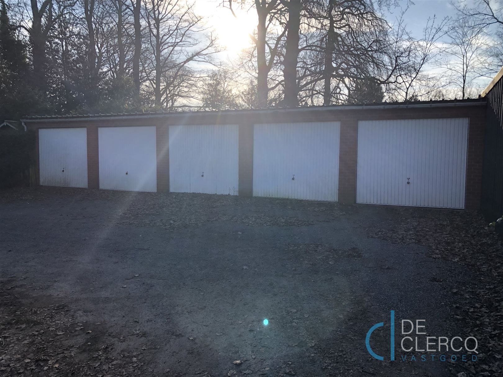 Bovengrondse garage TE HUUR te Oostakker foto {{pictureIndex}}