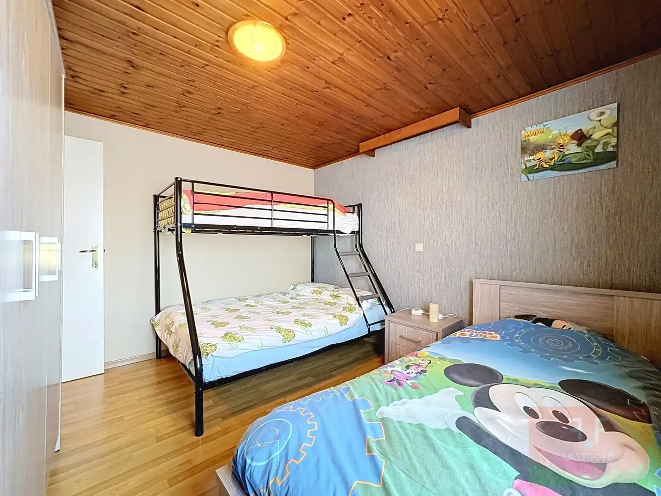 Instapklare energiezuinige gezinswoning met 3 slaapkamers en tuin te Sint-Lievens-Houtem foto 15