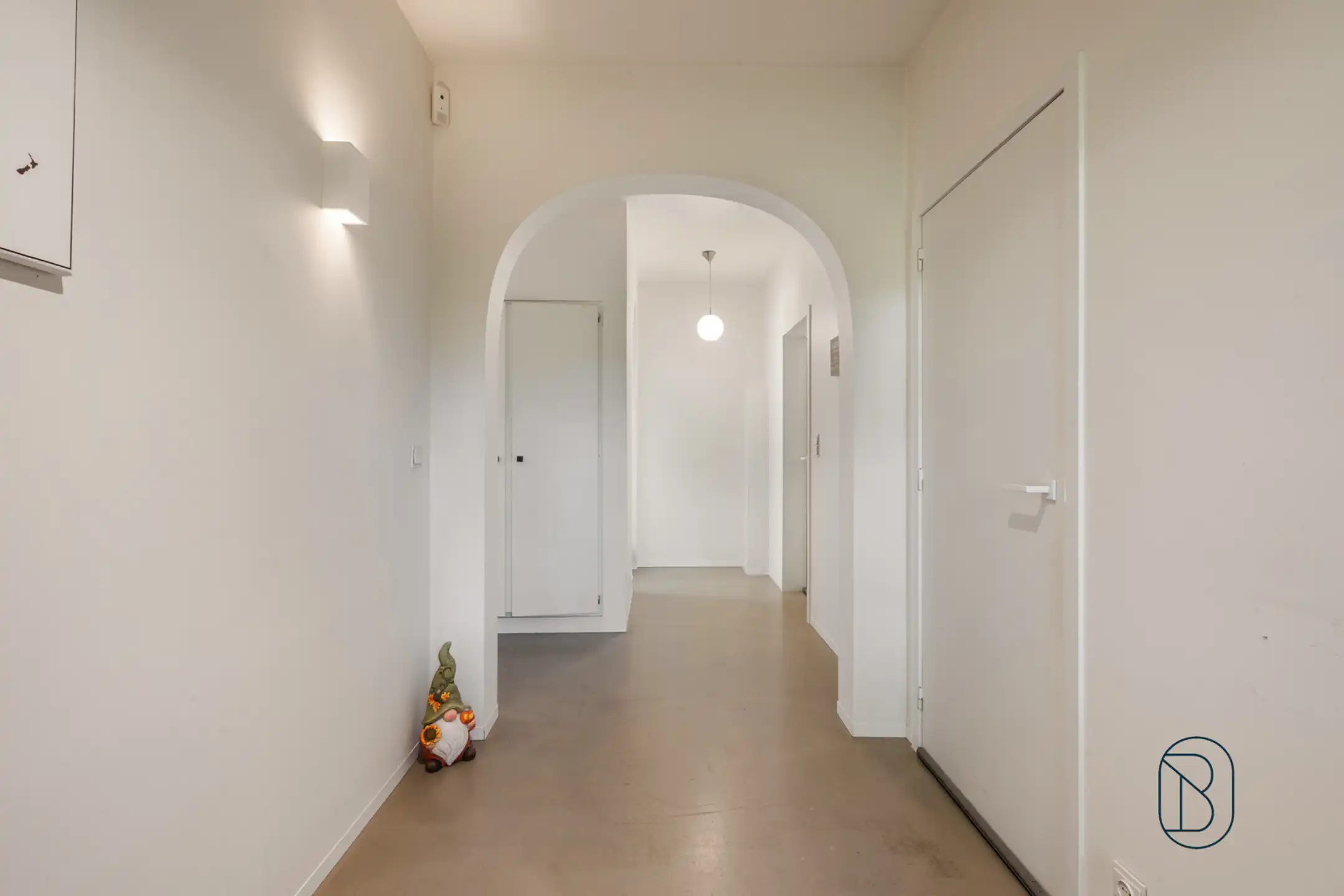 Topgelegen charmante bungalow met potentieel.  foto 8