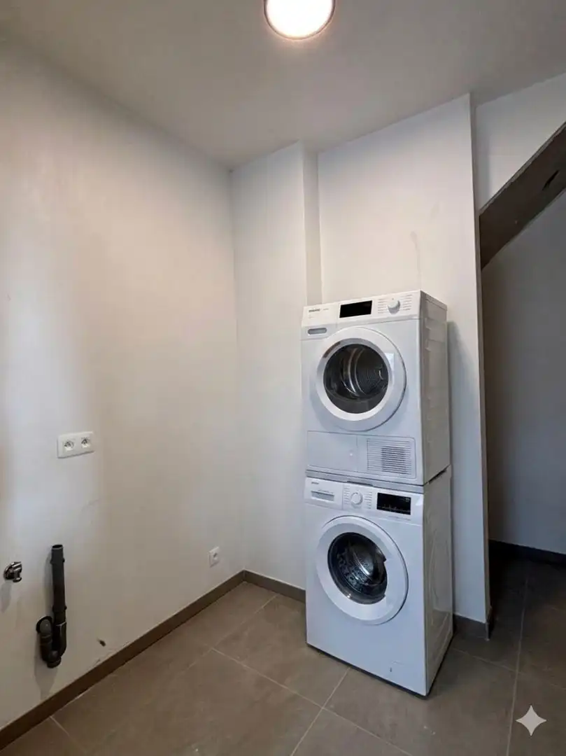 NIEUWBOUWWONING MET 3 SLPKS | TUIN EN CARPORT foto 5