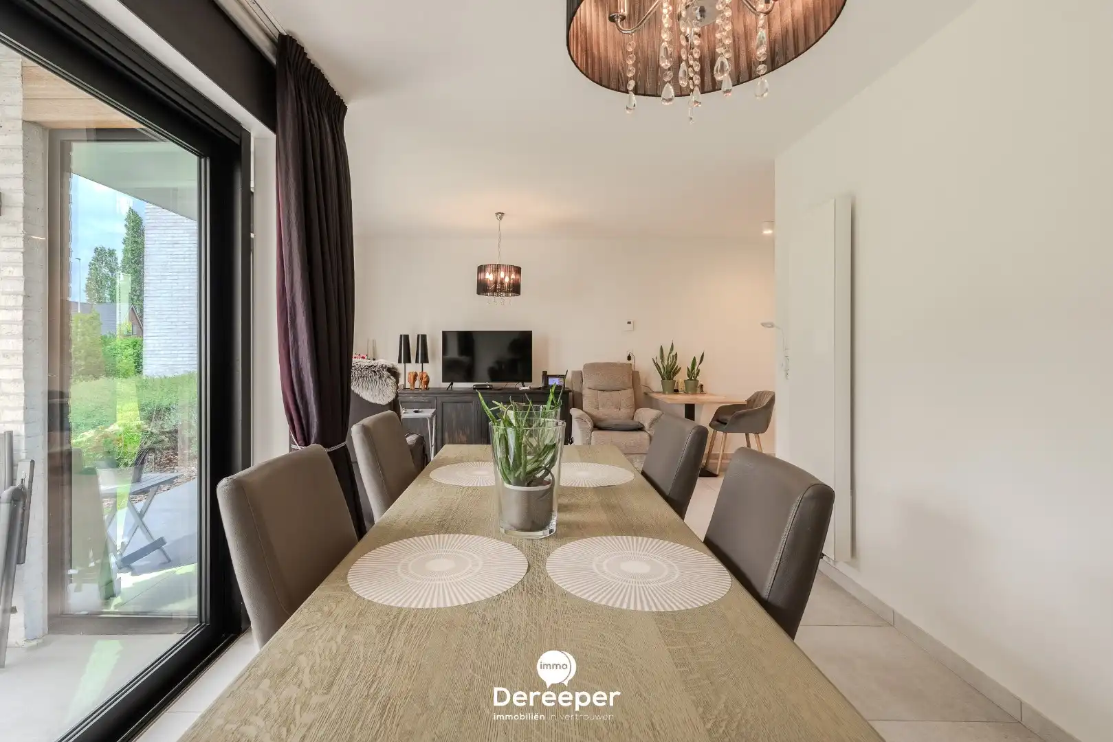 Zorgeloos wonen in stijl: instapklare serviceflat in Residentie Stuyvenberg foto 2