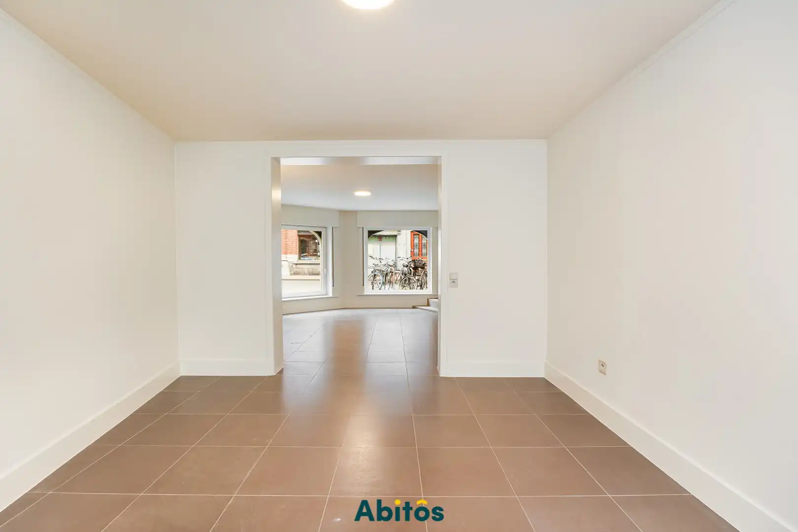 Opgefriste ruime duplex met 2 slaapkamers nabij Vrijdagmarkt foto 9