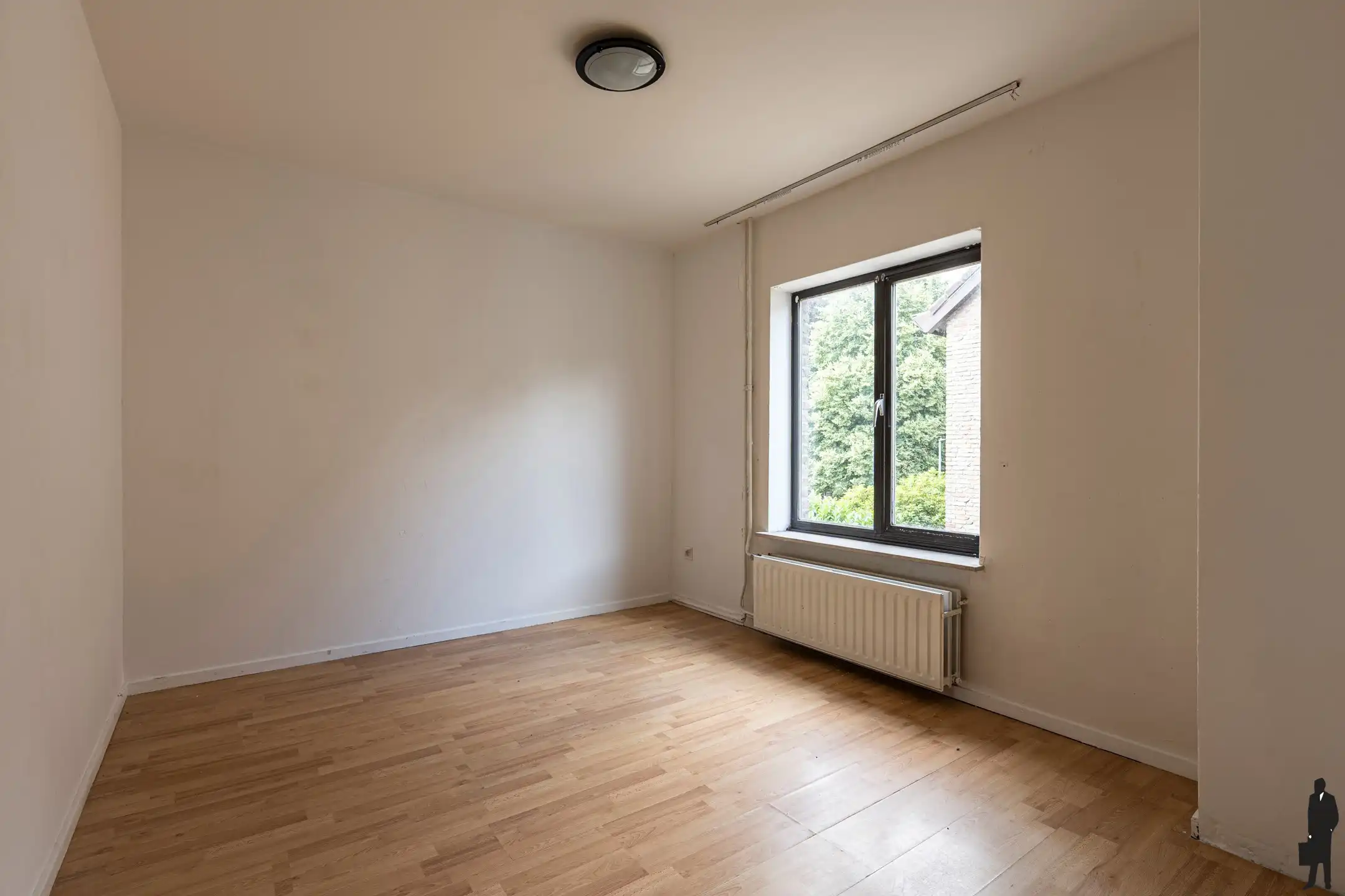 Eengezinswoning in kindvriendelijke omgeving met 4 slaapkamers en ruime garage op een perceel van ca. 318 m²! foto 21