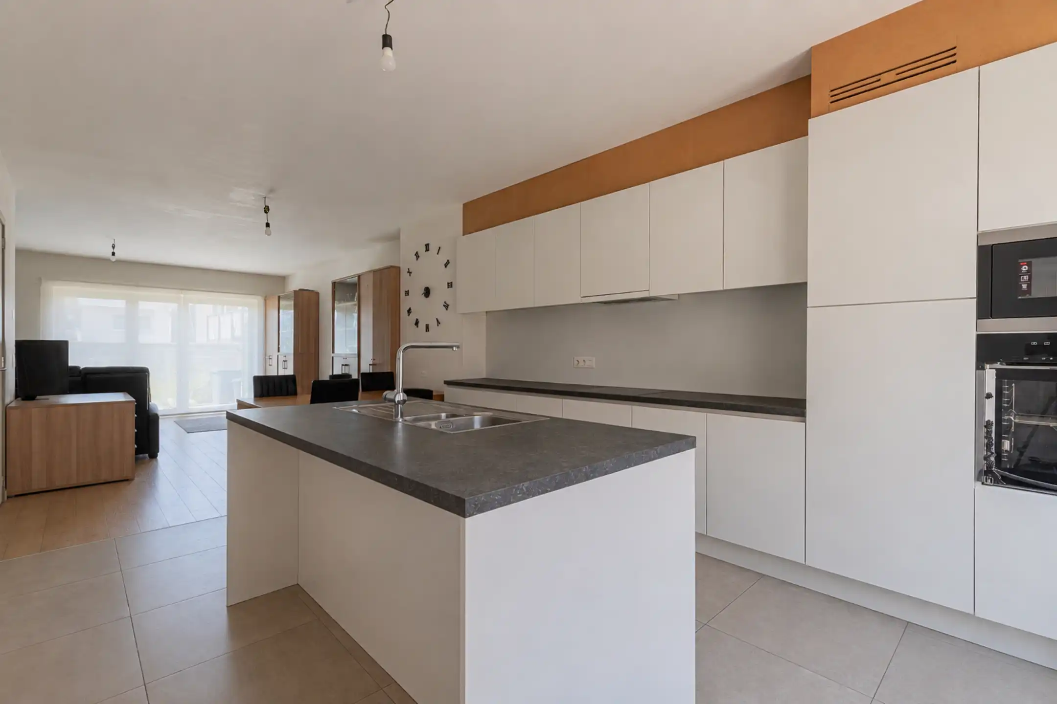 GAVERE – RECENTE WONING MET 3 SLPK EN 2 BDK OP TOPLOCATIE! foto 4