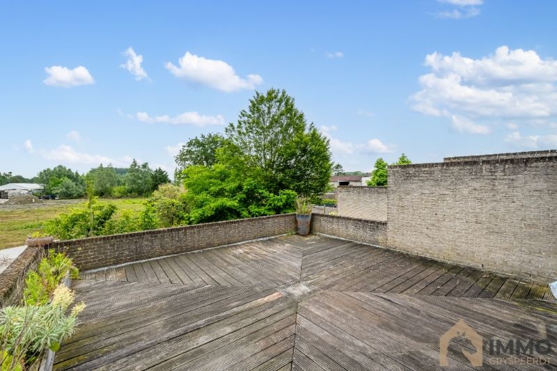 Te koop te centrum Ledegem ruim  appartement met zonneterras van +/- 35 m², 2 slpks, garage foto 13