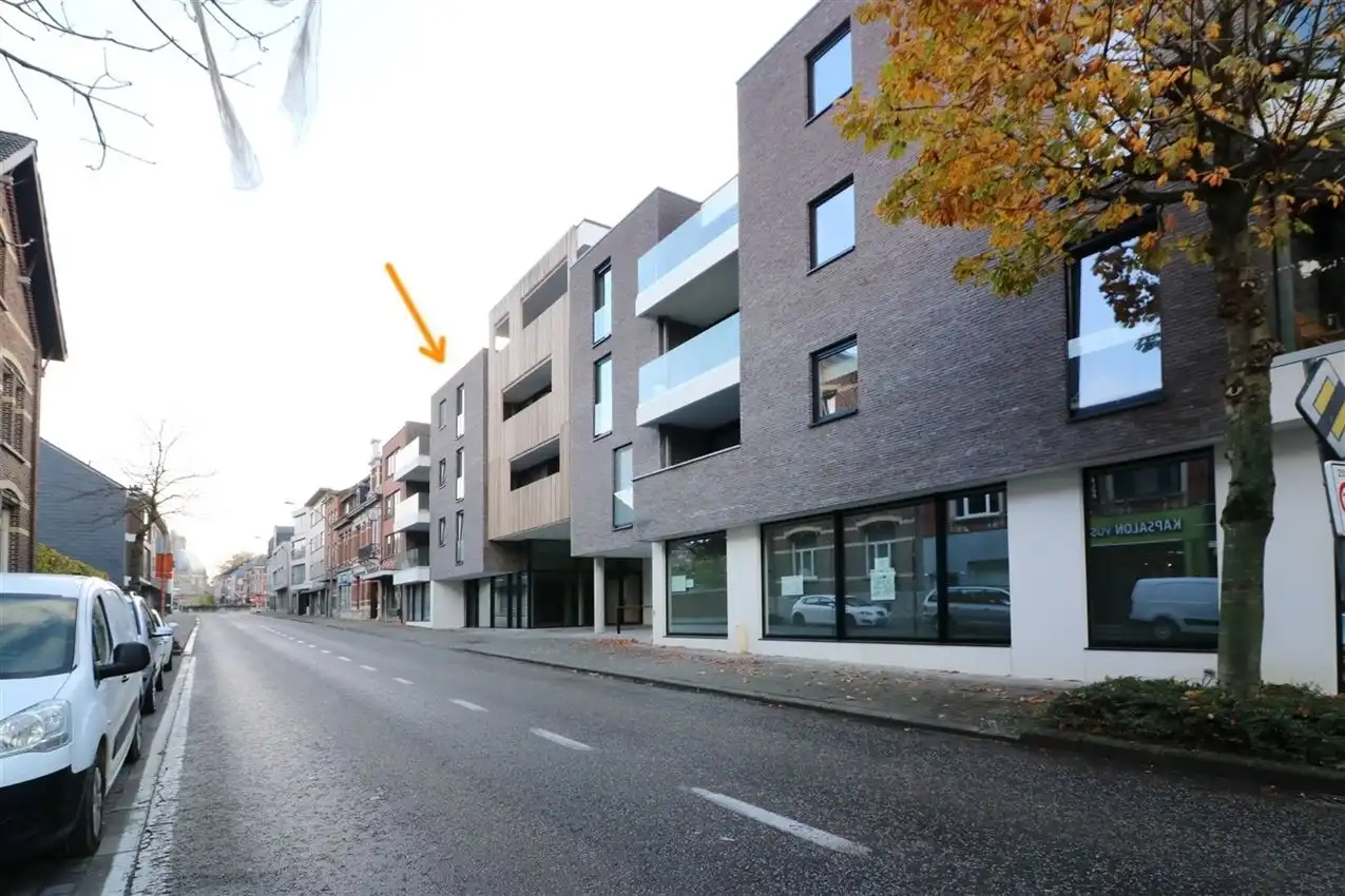  lift, 2 slpk., terras, autostaanplaats, volle centrum foto 24