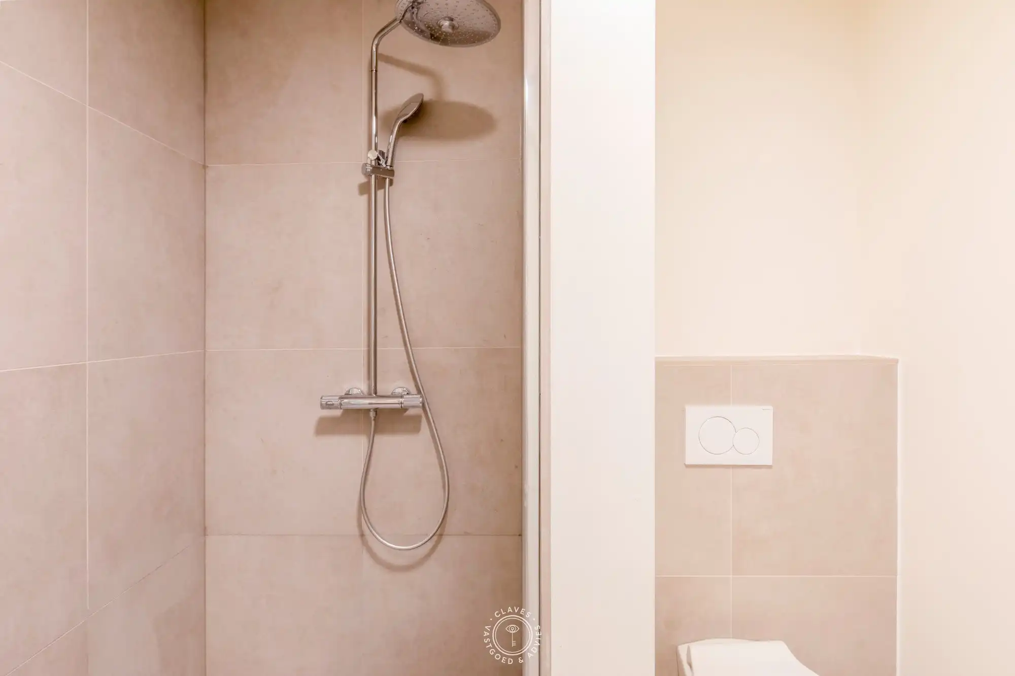 Prachtig gelijkvloers appartement met 2 slaapkamers foto 19