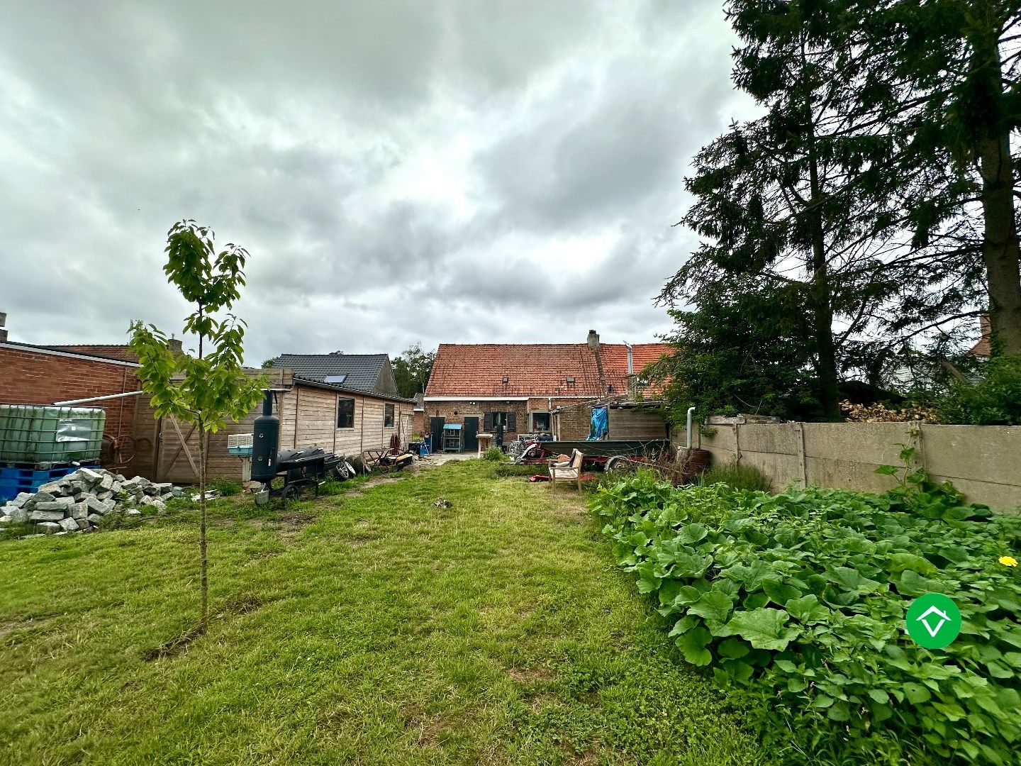 Ruime gezinswoning met 3 à 4 slaapkamers en dubbele garage in Eernegem foto 27